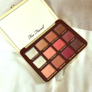 Too Faced “just peachy” mattes